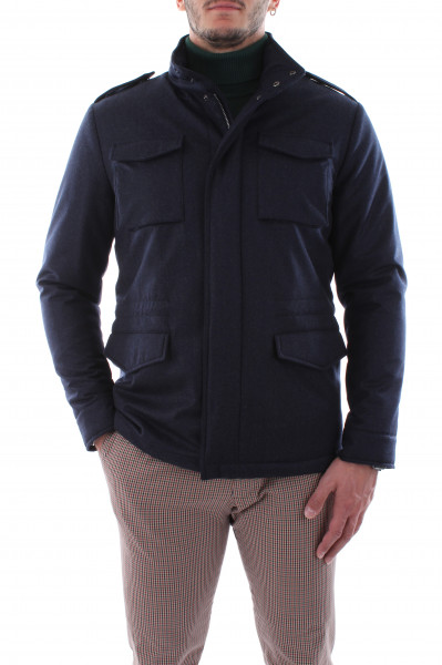 Green jacket with buckle at the neck and zip  AV04-10